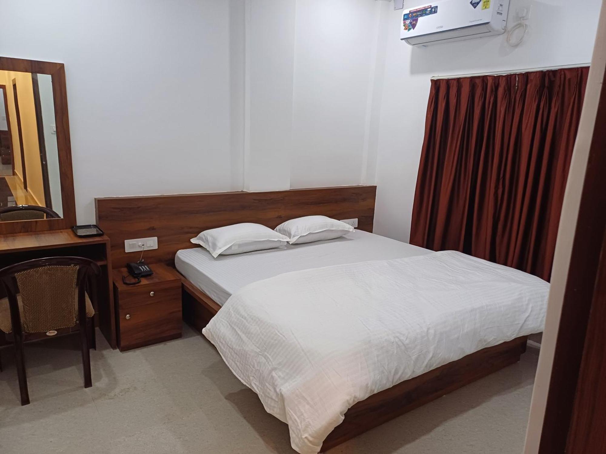 Assam Guest House Сіліґурі Екстер'єр фото